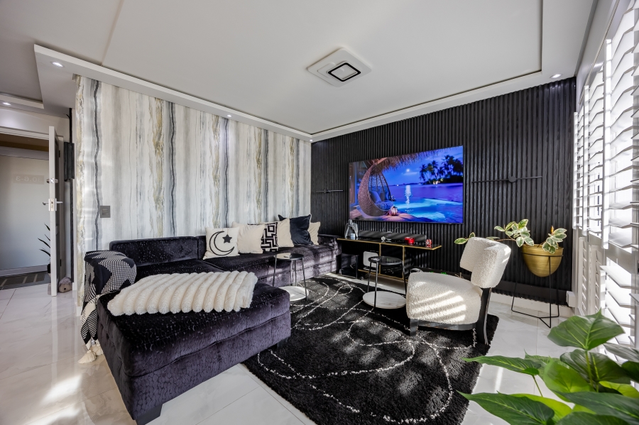 3 Bedroom Property for Sale in Century City Western Cape